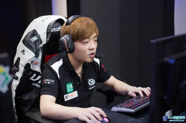 NiKo ：“我100%会在未来成为IGL”